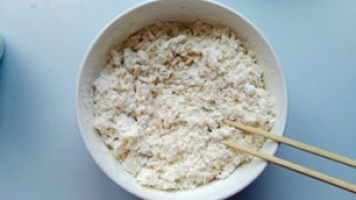 十三香烫面葱油饼的做法步骤：2