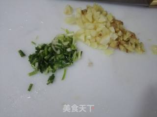 红烧红鲳鱼的做法步骤：2