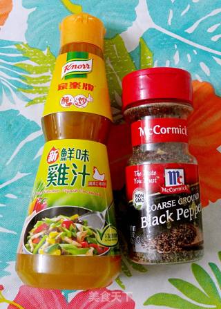蒜香黑椒煎牛仔骨的做法步骤：3