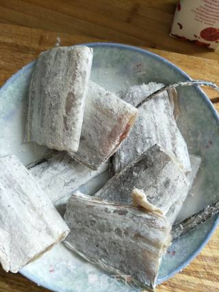 黄酱烧带鱼的做法步骤：3