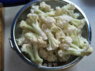 干煸菜花的做法步骤：1