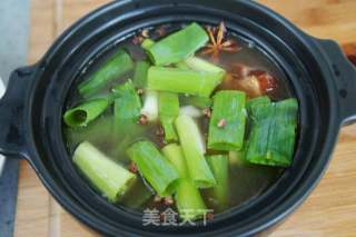 砂锅坛肉的做法步骤：6