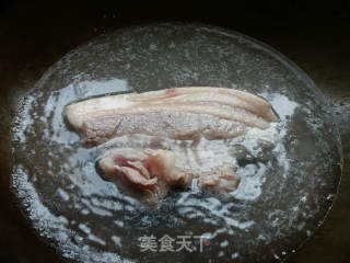 青椒回锅肉的做法步骤：3