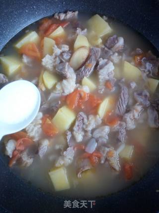 牛肉土豆炖西红柿的做法步骤：7
