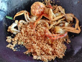 避风塘炒蟹的做法步骤：13