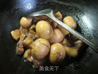鸡蛋烧五花肉的做法步骤：12