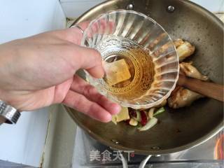 白萝卜烧翅根的做法步骤：11