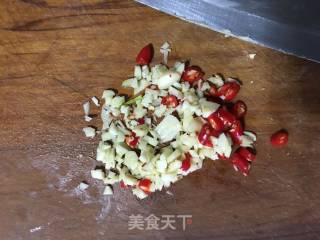 凉拌西葫芦丝的做法步骤：2