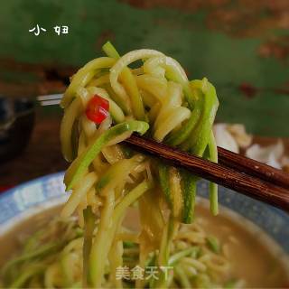凉拌西葫芦丝的做法步骤：12