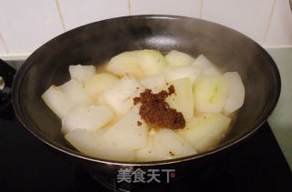 沙茶酱节瓜煮鱼面肉的做法步骤：8