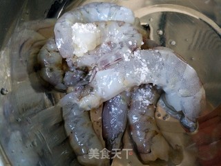 滑蛋炒虾仁的做法步骤：2