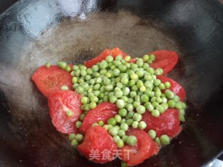 手撕杏鲍菇炒西红柿的做法步骤：7