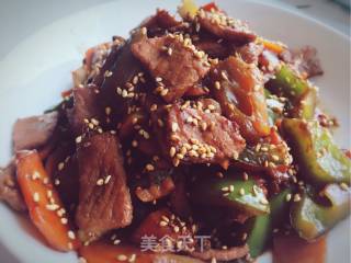 王莲炒肉的做法步骤：9