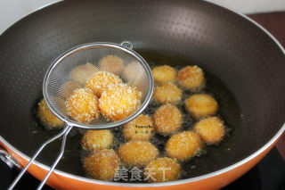 香酥软糯南瓜丸子的做法步骤：9