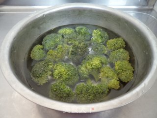 椒油双花的做法步骤：1