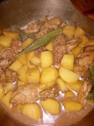 翅中炖土豆的做法步骤：8