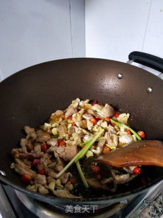 黄瓜炒肉片的做法步骤：4