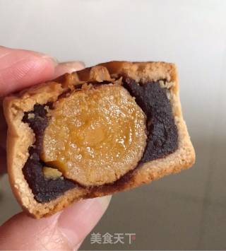 赏味中秋、乐享团圆【广式豆沙蛋黄月饼】的做法步骤：25