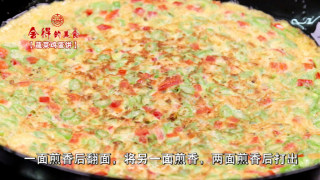 蔬菜鸡蛋饼的做法步骤：4