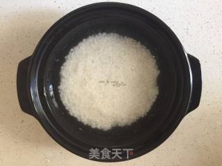 香肠煲仔饭的做法步骤：5