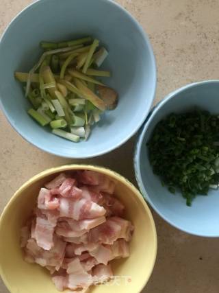 香喷黄金黄豆芽的做法步骤：1
