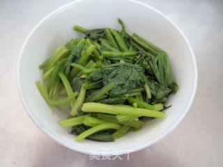 番茄菠菜鸡蛋面的做法步骤：7