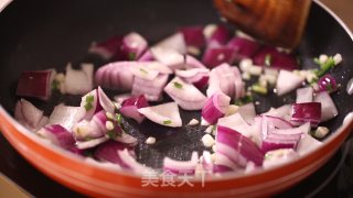 番茄焗蛋的做法步骤：1