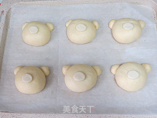 萌货。小熊豆沙面包的做法步骤：15