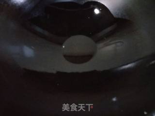 银鱼香葱蛋饼的做法步骤：4