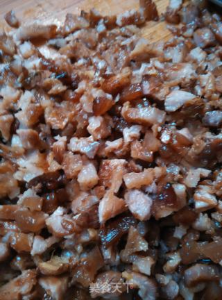 五花肉炒雪里蕻的做法步骤：2