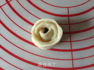 玫瑰花面包的做法步骤：12
