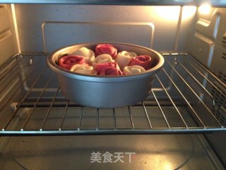 玫瑰花面包的做法步骤：16