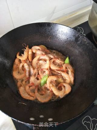 油焖大虾的做法步骤：2