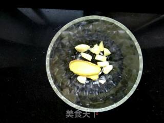土豆粉条炖翅根的做法步骤：3