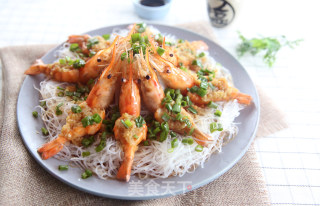 烤箱食谱之蒜蓉粉丝蒸虾的做法步骤：12