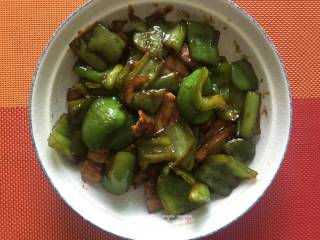 辣椒炒肉的做法步骤：5