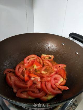 番茄瘦肉汤的做法步骤：3