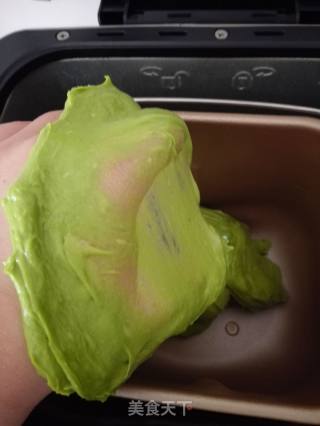 抹茶蔓越莓软欧的做法步骤：3