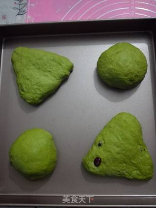 抹茶蔓越莓软欧的做法步骤：7
