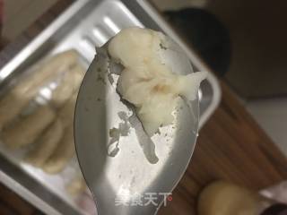 鲜花饼的做法步骤：1