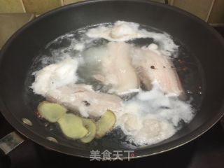 回锅肉的做法步骤：2