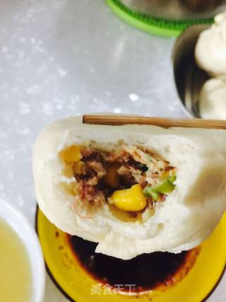 ????风干肠玉米馅包子????的做法步骤：6