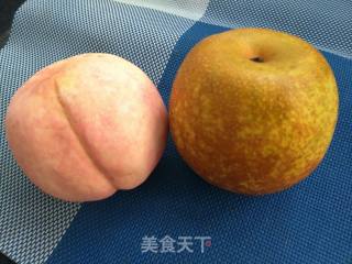 甜蜜七夕之蜜桃雪梨酸奶汁的做法步骤：1