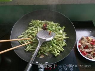 豇豆炒肉的做法步骤：5