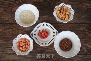 九阳养生壶D67-核桃花生粥的做法步骤：1