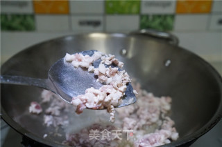 菜脯肉丁拌意面的做法步骤：2