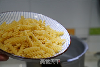 菜脯肉丁拌意面的做法步骤：4