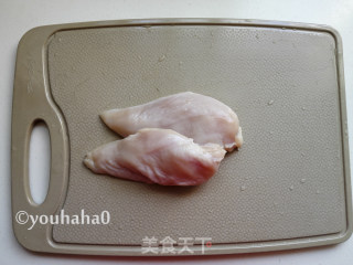 鱼香鸡丝的做法步骤：1