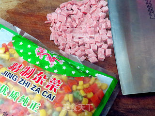 茄汁蛋包饭的做法步骤：1
