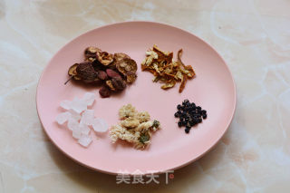 清心明目菊花山楂茶的做法步骤：1